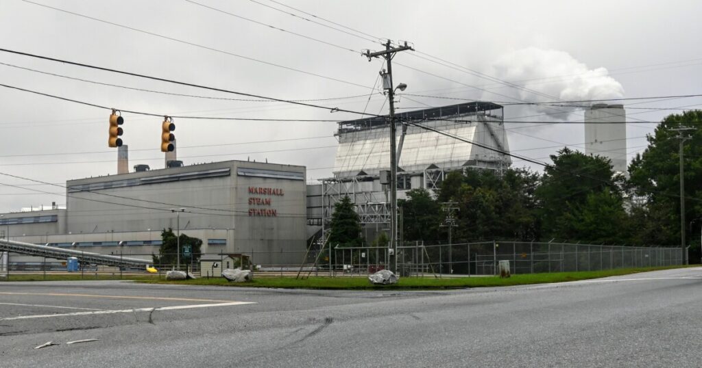Environmental and clean energy advocates largely oppose new data center and coal plant bill | WFAE 90.7