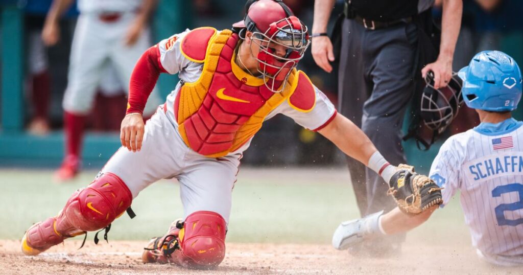 USC’s College World Series hopes come to an end USC's College World Series hopes come to an end