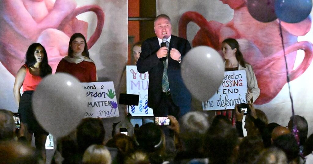 One Nation's Barnaby Joyce fires up anti-abortion rally