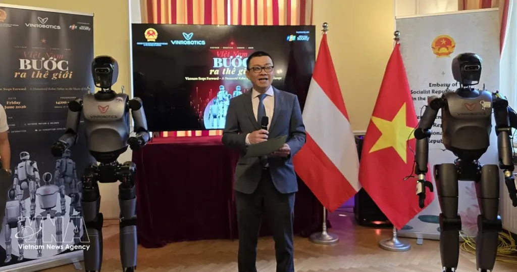 Vietnam shows off homegrown humanoid robots in Austria Vietnam shows off homegrown humanoid robots in Austria