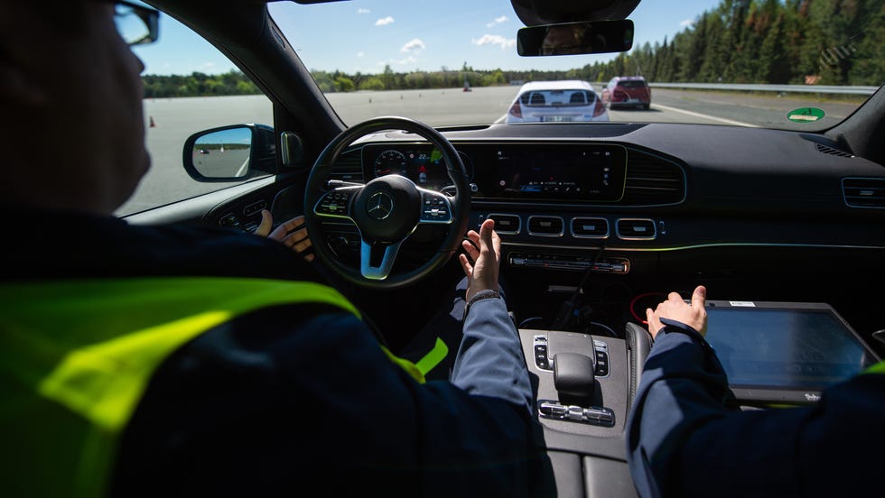 EU Mandate for Driver Monitoring Cameras in All Newly Registered ...