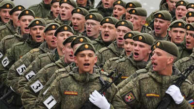 . Thrown into battle in two weeks': Russia plans 500,000-strong mobilisation, Ukraine claims