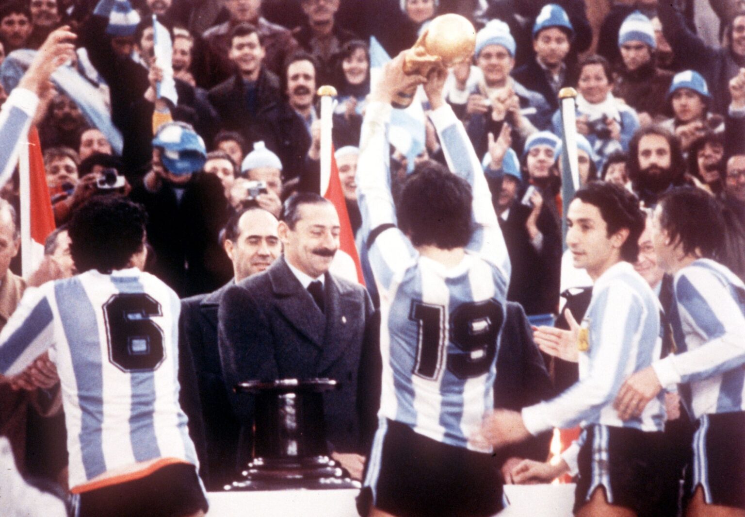 Home field advantage has been a big part of World Cup history. Now Mexico hosts England Home field advantage has been a big part of World Cup history. Now Mexico hosts England