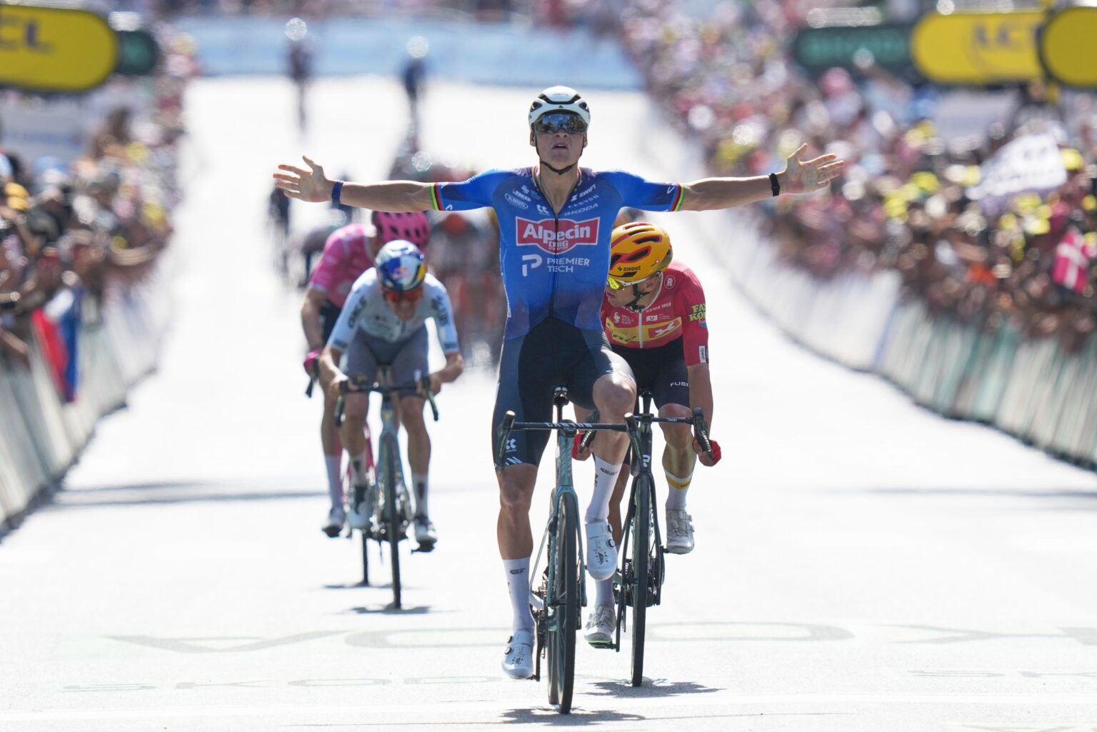 Van der Poel powers to victory on 9th stage of Tour de France and Pogacar keeps yellow jersey Van der Poel powers to victory on 9th stage of Tour de France and Pogacar keeps yellow jersey