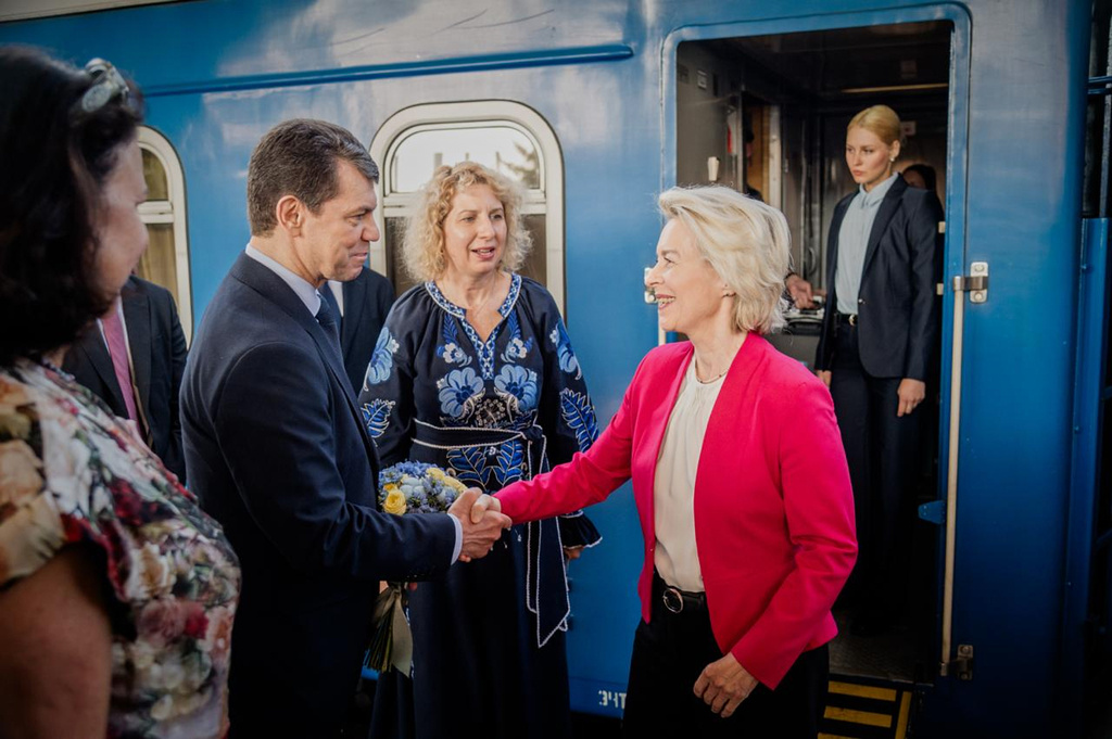 A top EU official pledges military support for Ukraine’s sovereignty against Russia’s invasion A top EU official pledges military support for Ukraine's sovereignty against Russia's invasion