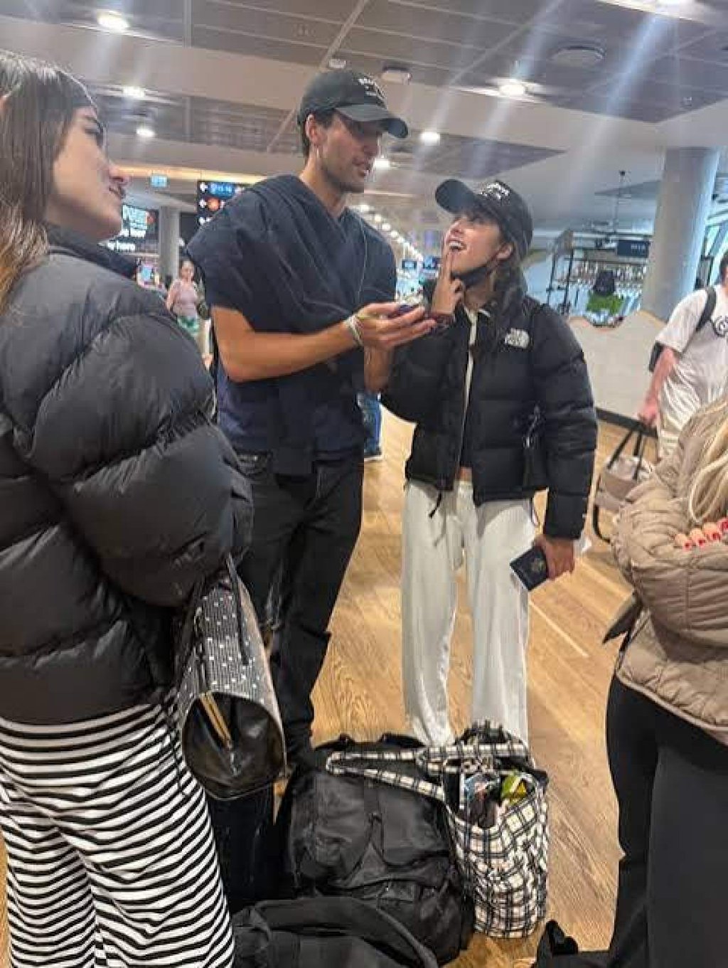 Olivia Rodrigo and Julian Croonenberghs were spotted in an airport in Iceland last week. Photo: Reddit Olivia Rodrigo and Julian Croonenberghs were spotted in an airport in Iceland last week. Photo: Reddit
