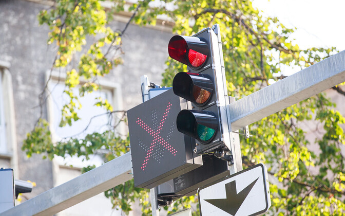 Transport authority: Majority of drivers in Estonia ignore traffic lights | News Transport authority: Majority of drivers in Estonia ignore traffic lights | News
