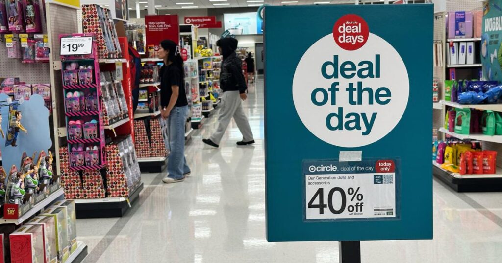 Retail sales up just 0.2% in June, but excluding business at the gas pump, shoppers are resilient | National News Retail sales up just 0.2% in June, but excluding business at the gas pump, shoppers are resilient | National News
