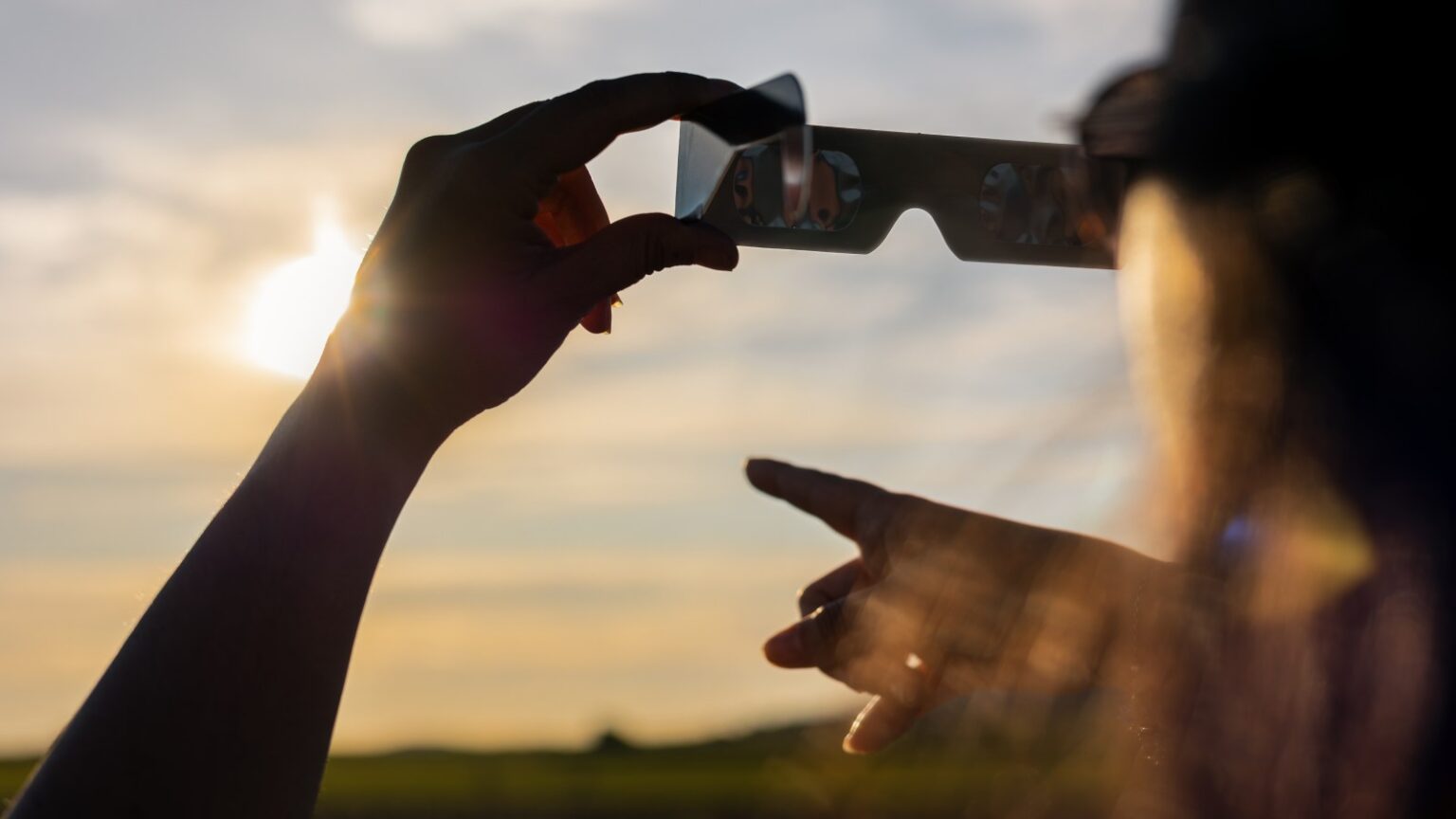 Chase the 2026 solar eclipse with Alaska Airlines’ nonstop service to Iceland Chase the 2026 solar eclipse with Alaska Airlines’ nonstop service to Iceland