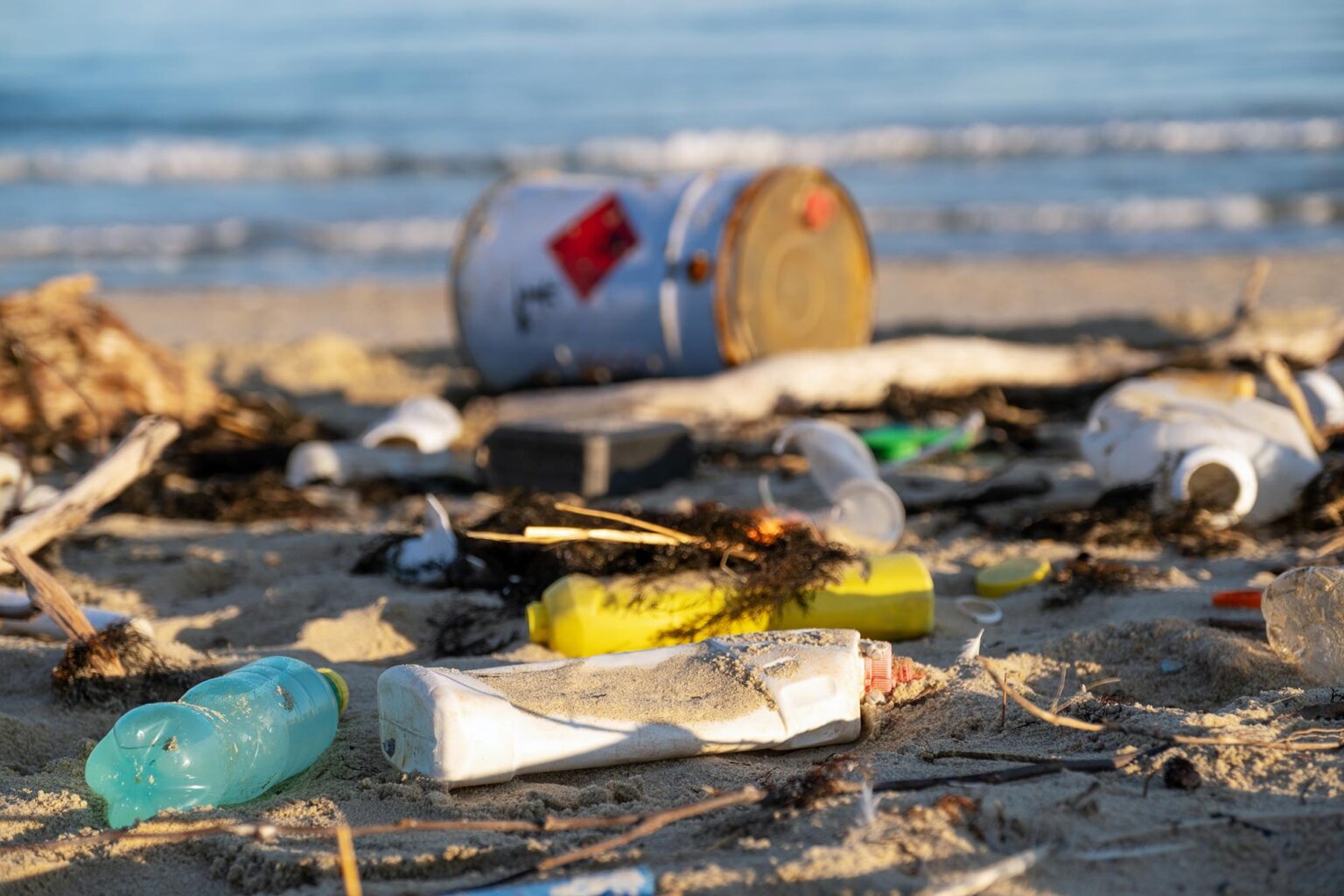 The Richest 10% Cause up to $5.7 Trillion in Environmental Damage Each Year Coastal Pollution Scene Beach Trash