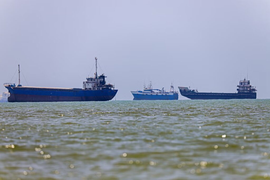 Iran-US war latest: Washington names Strait of Hormuz demands as Trump issues ominous warning over ‘assassination plot’ Iran-US war latest: Washington names Strait of Hormuz demands as Trump issues ominous warning over ‘assassination plot’