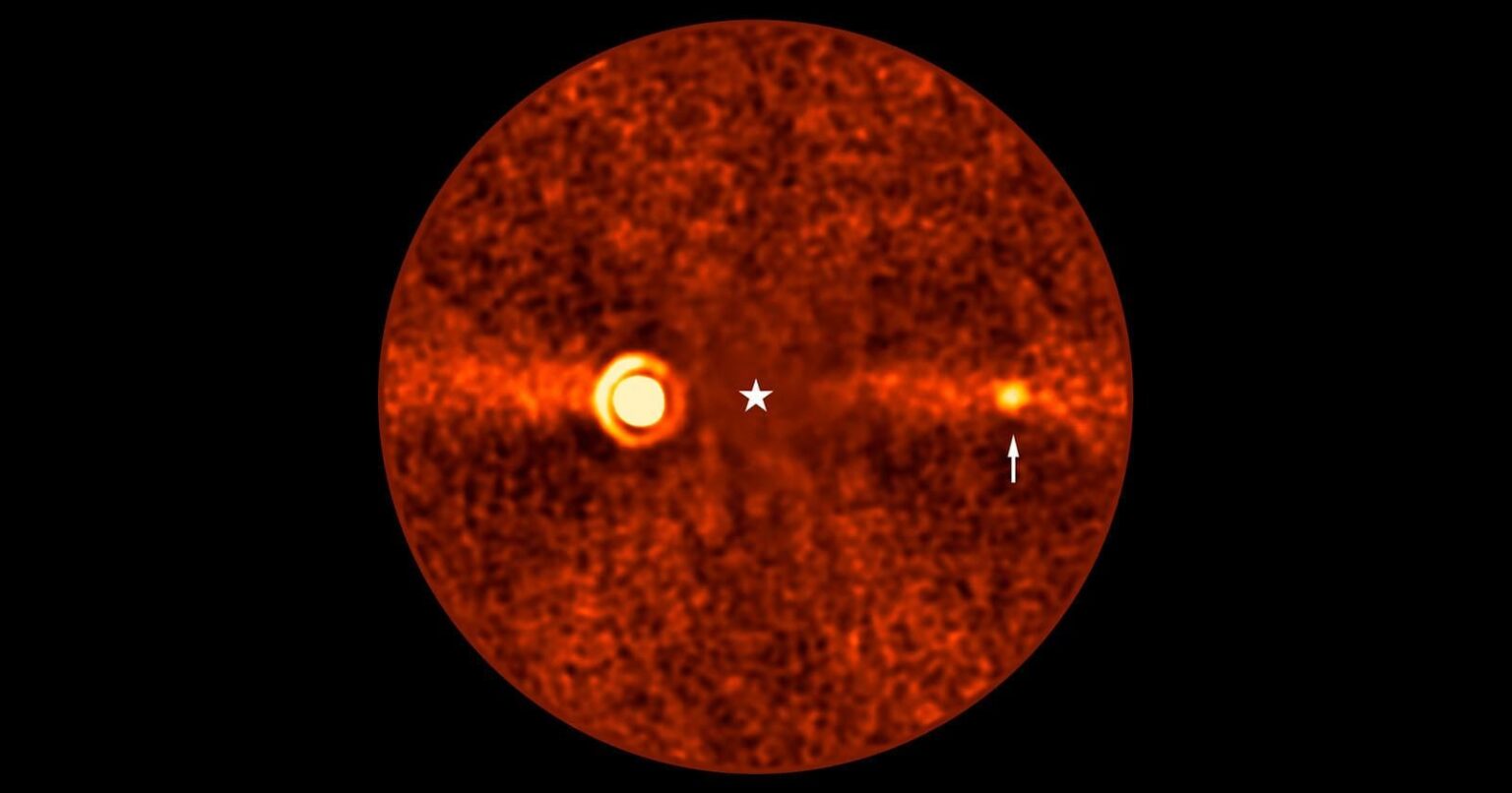 Researchers Used Two Telescopes to Discover a Planet Hidden In Plain Sight