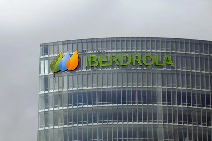 Iberdrola Buys Finland’s Caruna in $5.7 Billion Deal Iberdrola Buys Finland’s Caruna in $5.7 Billion Deal