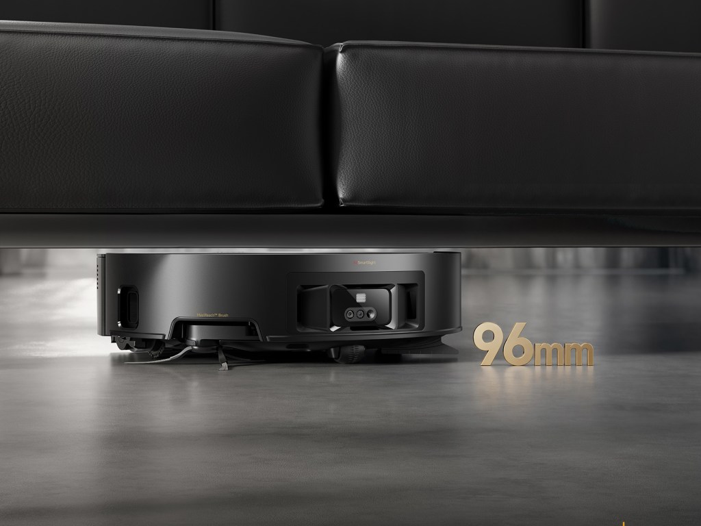 MOVA Z70 Ultra Roller lifestyle - FlexScope Navigation