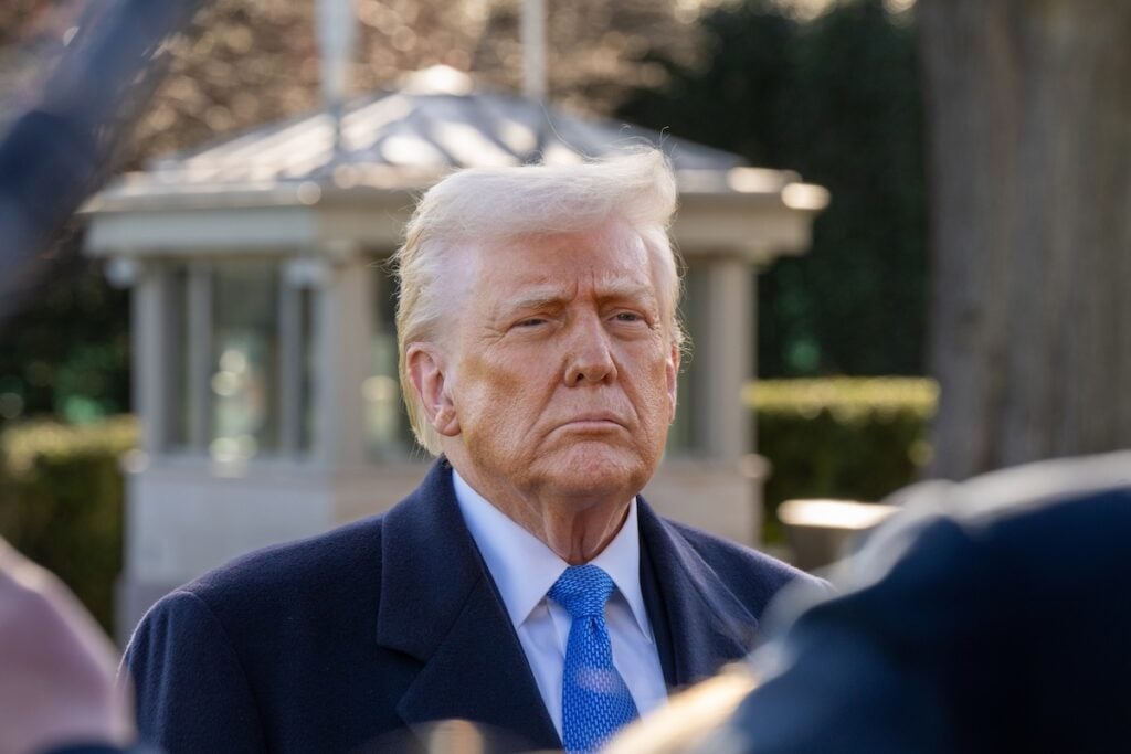 Trump ‘Exploiting’ Crypto’s Legal Loopholes and Enforcement Weakness, Says Richard Blumenthal: Demands Fi BTC/USD Logo