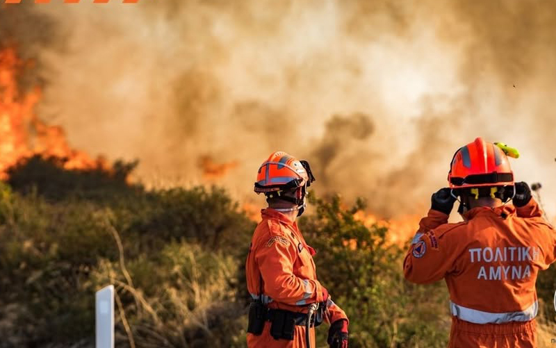 Civil Defence on high alert as wildfire risk remains high cover Civil Defence on high alert as wildfire risk remains high
