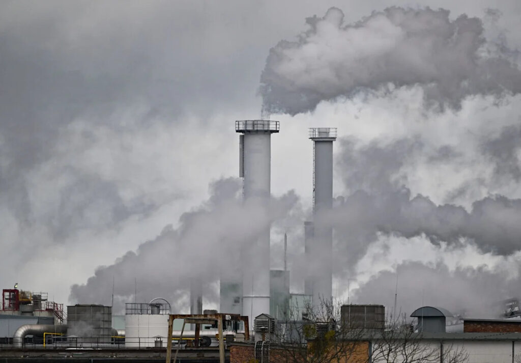 German business, politicians call for 5-year delay in climate targets German business, politicians call for 5-year delay in climate targets