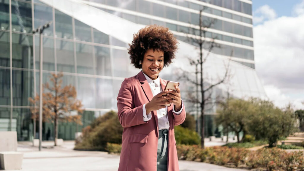 Business travellers are carrying the office everywhere they go, according to Holafly for Business's latest research