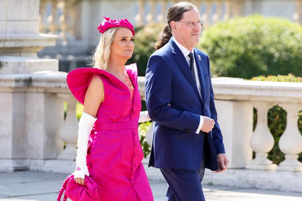 Belgium’s Controversial Princess Bucks Tradition with Bold Outfit for National Day Celebrations Belgium’s Controversial Princess Bucks Tradition with Bold Outfit for National Day Celebrations