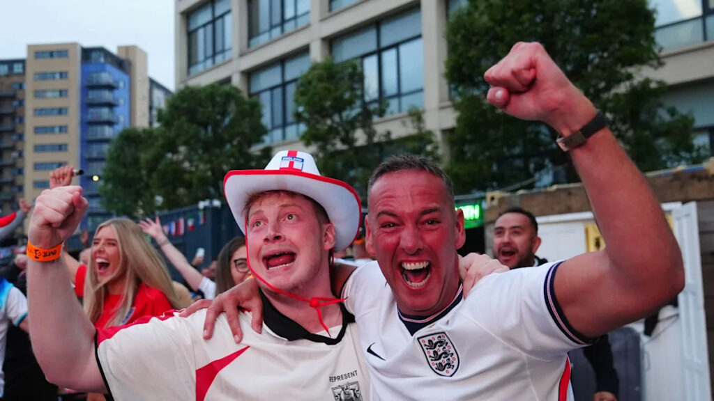 Sunshine and World Cup bring June spending boost Sunshine and World Cup bring June spending boost