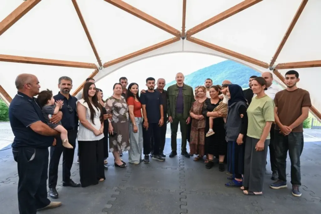 President Ilham Aliyev visits Shusha, reviews reconstruction President Ilham Aliyev visits Shusha, reviews reconstruction