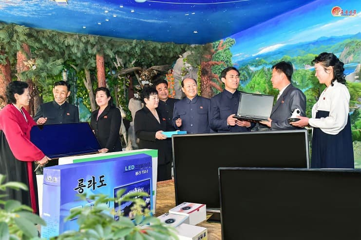 Schools boost Kim Jong Un idolization Officials in Chongjin city's Songphyong district, North Hamgyong province, participate in a school support drive during the Month of School Support in March 2024