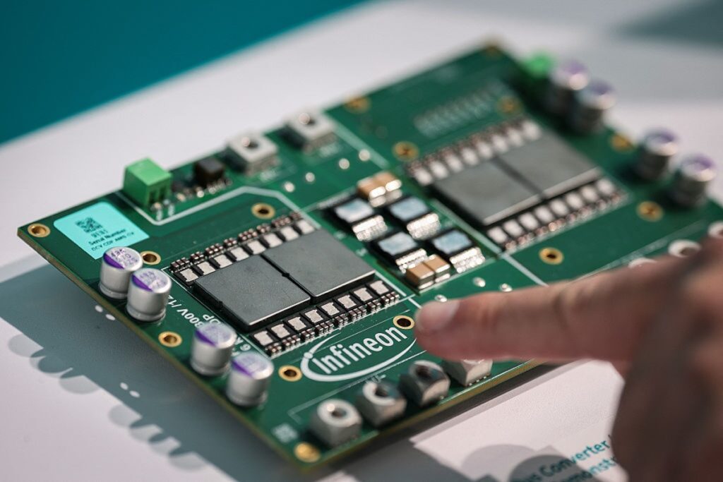 ZEISS Moves EUV Tooling Development to Korea, Embedding in AI Memory Supply Chain ZEISS Moves EUV Tooling Development to Korea, Embedding in AI Memory Supply Chain