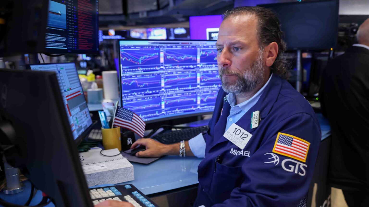 Stock market today: Live updates Stock market today: Live updates