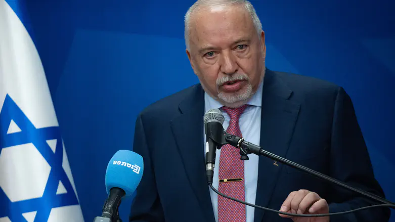 Liberman: 50 Hamas Nukhba terrorists trained to invade Israeli town Liberman: 50 Hamas Nukhba terrorists trained to invade Israeli town