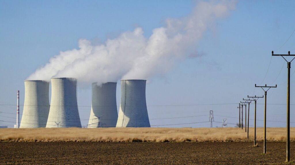 Romania Restarts Coal Plant as Danube Drought Forces Nuclear Shutdown Romania Restarts Coal Plant as Danube Drought Forces Nuclear Shutdown