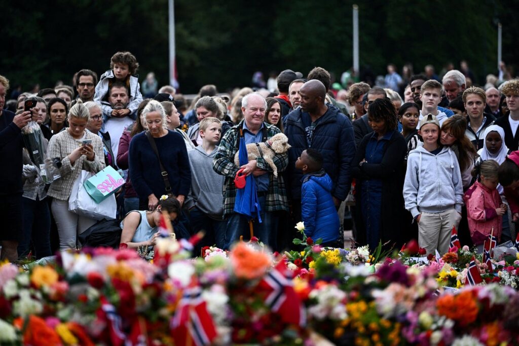 King Harald V death: Tens of thousands mourn as Norway enters a new royal era King Harald V death: Tens of thousands mourn as Norway enters a new royal era