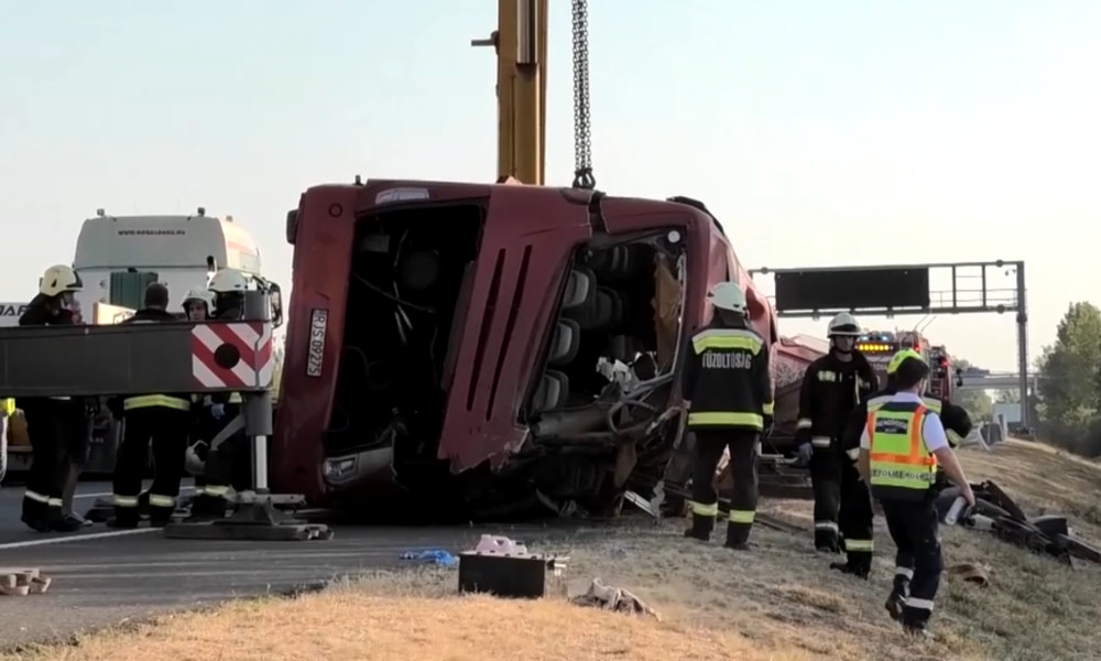 12 Polish pilgrims killed, 37 injured in Hungary bus crash