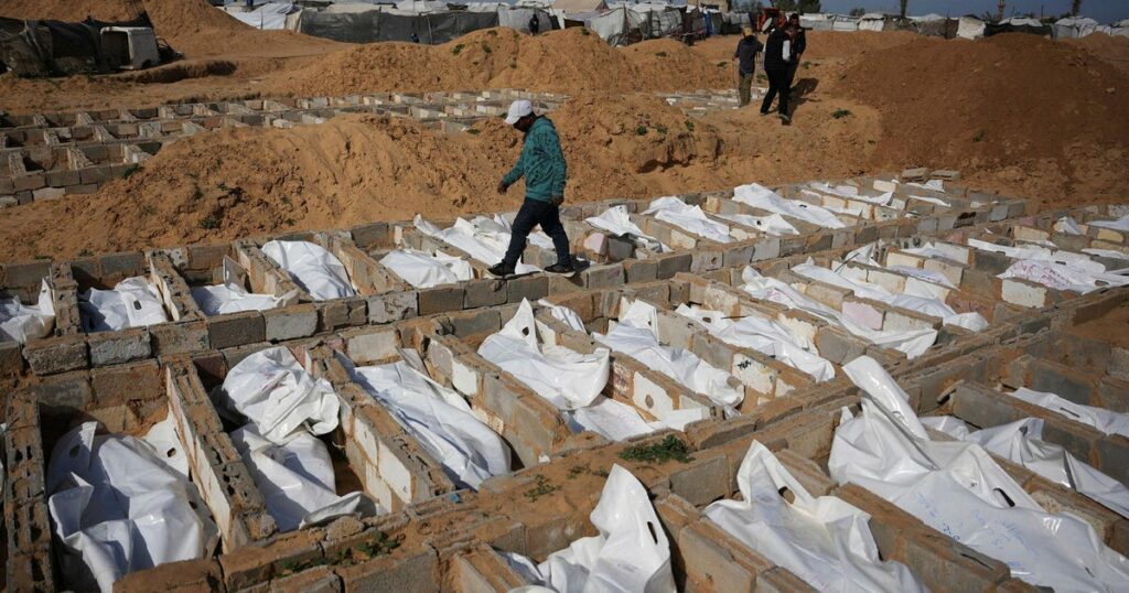 Shin Bet Chief Urges Israel to Hold 1,700 Palestinian Bodies as Bargaining Chips Shin Bet Chief Urges Israel to Hold 1,700 Palestinian Bodies as Bargaining Chips