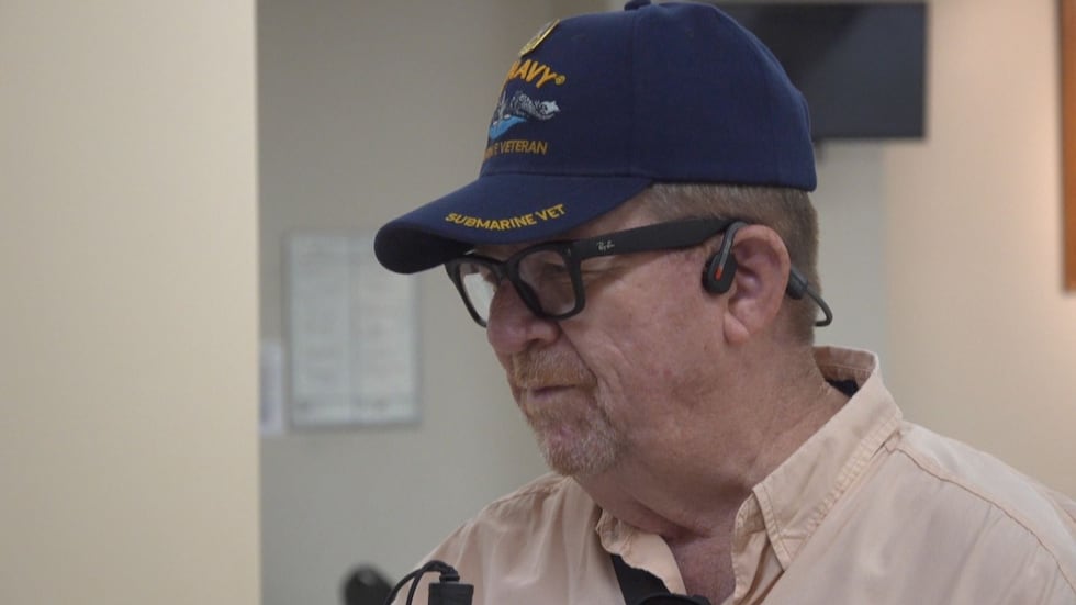 Former US Navy Senior Chief Thomas Goldberg received a free pair of Ray-Ban Meta AI glasses at...