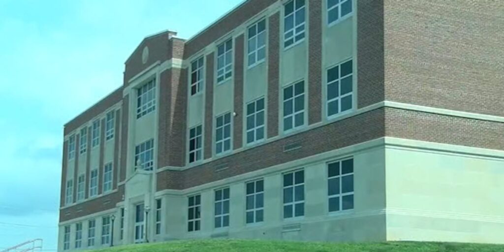 Tri-State high school expands free mental health services for students