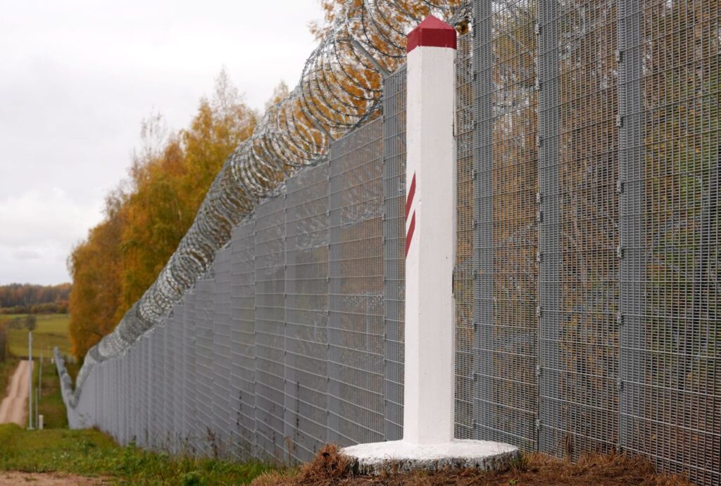Tunnel dug by migrants found on Latvia-Belarus border