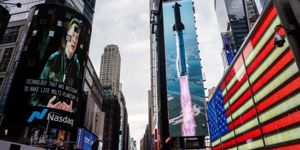 SpaceX stock drops another 7% as $15.8 billion AI capex tops estimates — The company has yet to turn a profit, reporting a net loss of $541 million for the period SpaceX stock drops another 7% as $15.8 billion AI capex tops estimates — The company has yet to turn a profit, reporting a net loss of $541 million for the period