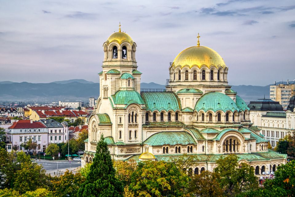 Bulgaria bill would strip residency from absent golden-visa holders