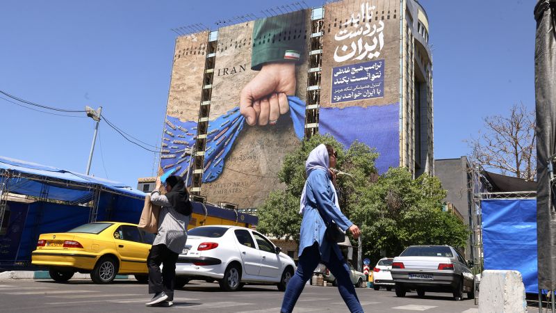 August 21, 2026 — US gas prices up nearly a dollar from a year ago as Hormuz traffic remains low August 21, 2026 — US gas prices up nearly a dollar from a year ago as Hormuz traffic remains low