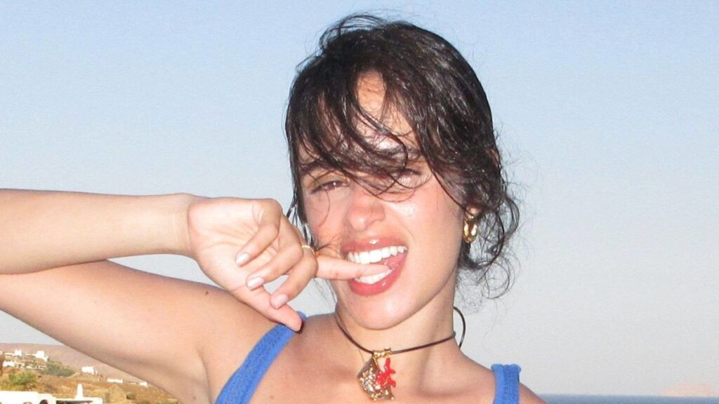 Camila Cabello shows off toned figure in skimpy string bikini on Greece trip Camila Cabello shows off toned figure in skimpy string bikini on Greece trip
