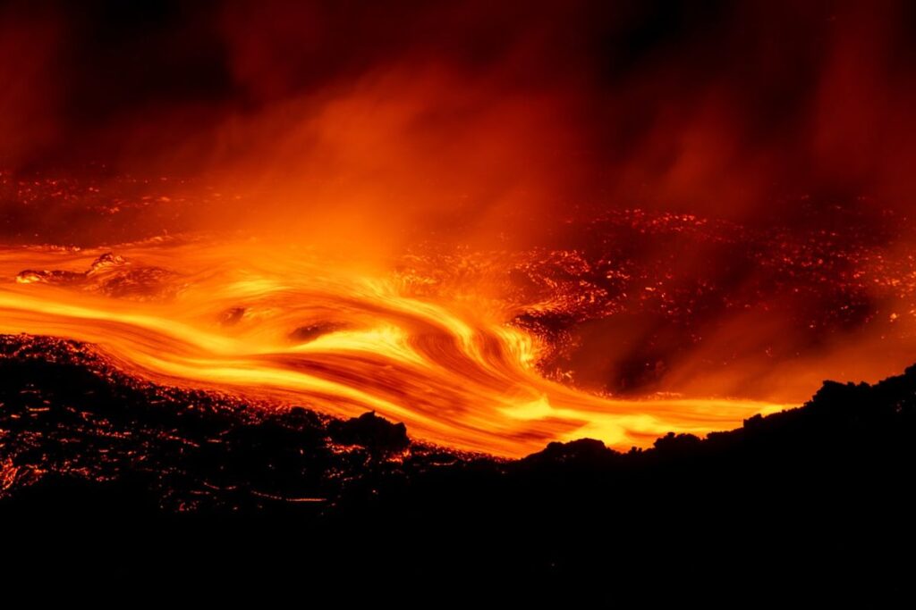 Sicily and Malta flights still disrupted due to Mount Etna eruption Sicily and Malta flights still disrupted due to Mount Etna eruption