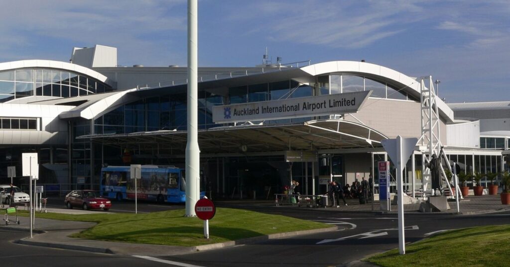 New Zealand Opens 100-Place Working Holiday Quota for Thais New Zealand Opens 100-Place Working Holiday Quota for Thais