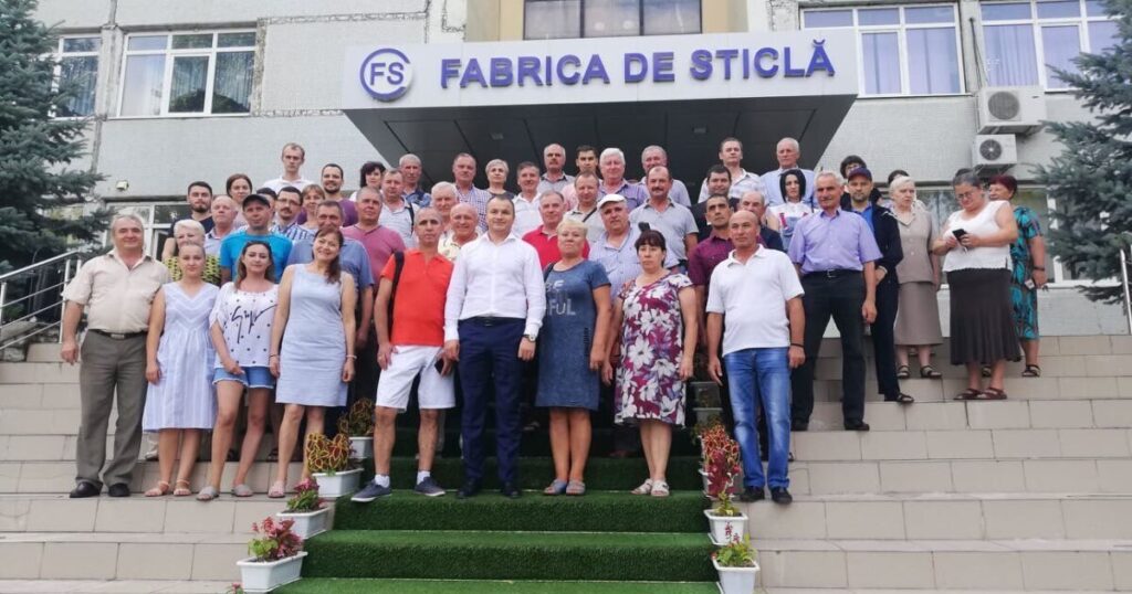 Moldova seeks investors for glass factory Moldova seeks investors for glass factory