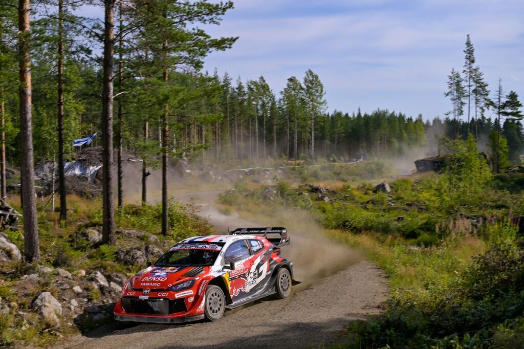 WRC Finland: Sebastien Ogier suffers heavy crash WRC Finland: Sebastien Ogier suffers heavy crash