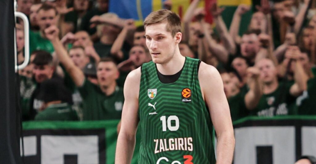 Former UA forward Azuolas Tubelis to play for Lithuania National Team in exhibition vs. Wildcats Former UA forward Azuolas Tubelis to play for Lithuania National Team in exhibition vs. Wildcats