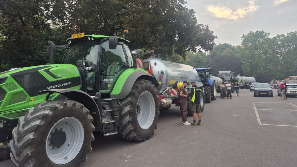 Forest fire: Luxembourg volunteers head to Belgium with tractors and water tanks