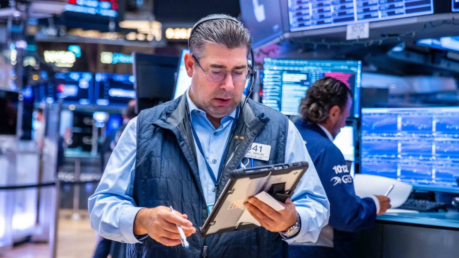 Global bond yields rising: Treasuries, JGB, Bunds Global bond yields rising: Treasuries, JGB, Bunds