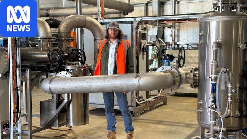 Australian-first water recycling technology goes live in regional NSW Australian-first water recycling technology goes live in regional NSW