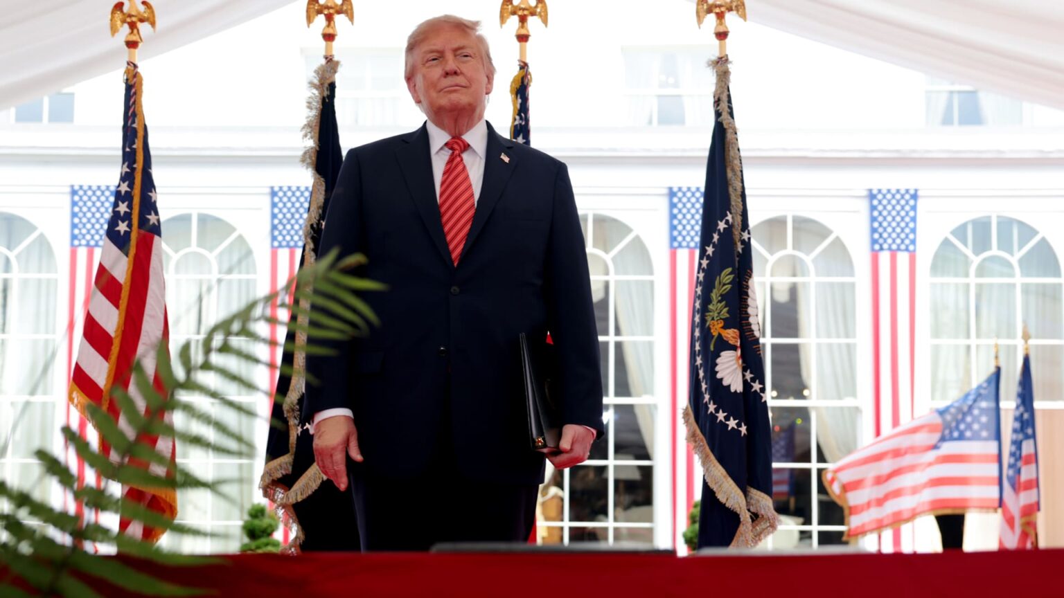 Trump floats keeping Iranian oil as Gulf-Iran Hormuz talks stall Trump floats keeping Iranian oil as Gulf-Iran Hormuz talks stall
