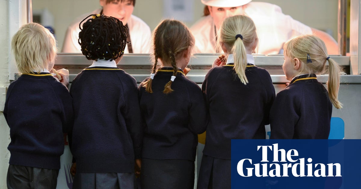 Photo: byteseu.com Parents seek out school uniform deals, cutting average spend to £54.53 | Retail industry